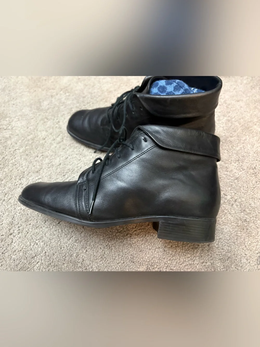 St. John's Bay Black Leather Chukka Lace-Up Boots